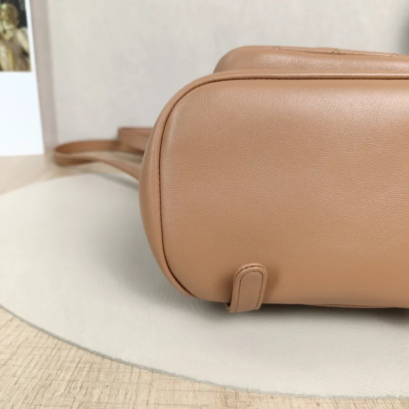 Chanel Backpack Duma Calfskin Small18 × 12 × 18.5 cm — detail view 5 of 14