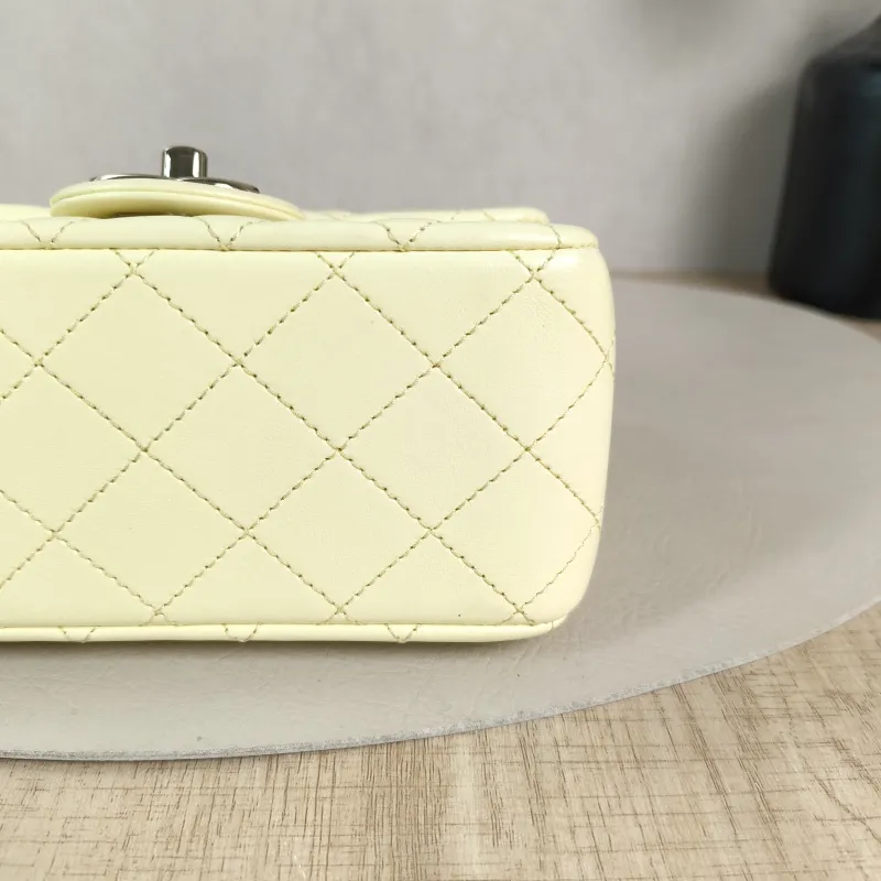 Chanel Crossbody Bag c Yellow Lambskin Mini 17 × 8 × 13.5 cm — detail view 12 of 14