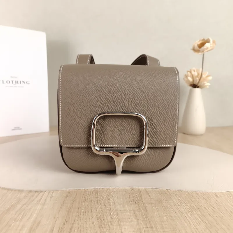 Hermès Crossbody Bag Della Cavalleria 18 Epsom Calfskinmini18 × 6 × 15 cm