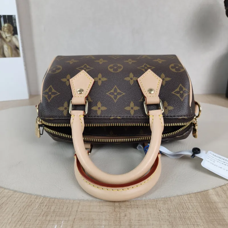 Louis Vuitton Crossbody Bag Speedy 18 LV&IM onogram PVC One Size18 × 10 × 12 cm — detail view 9 of 12