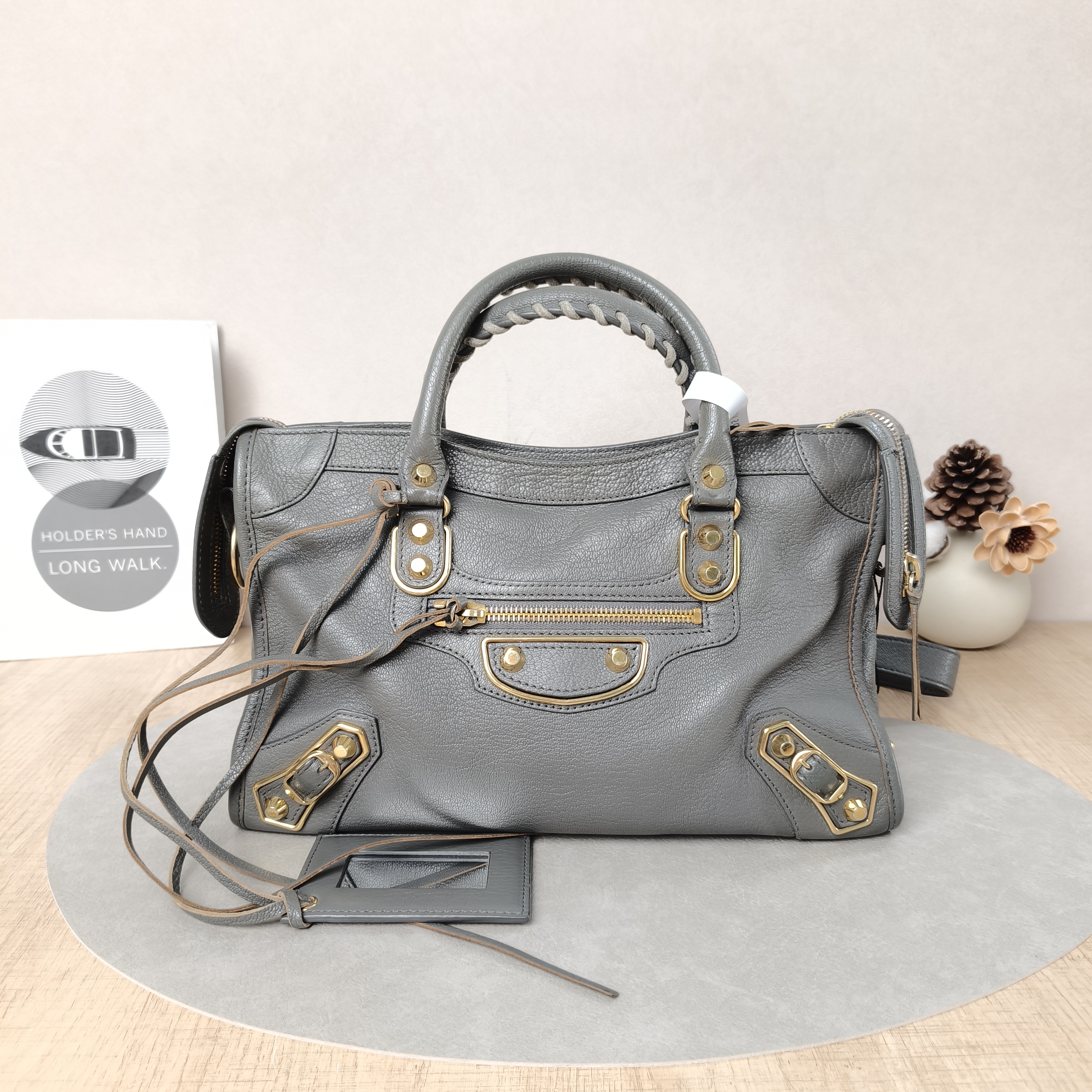BALENCIAGA Crossbody Bag Classic City Grey Lambskin Small30 × 10 × 21 cm