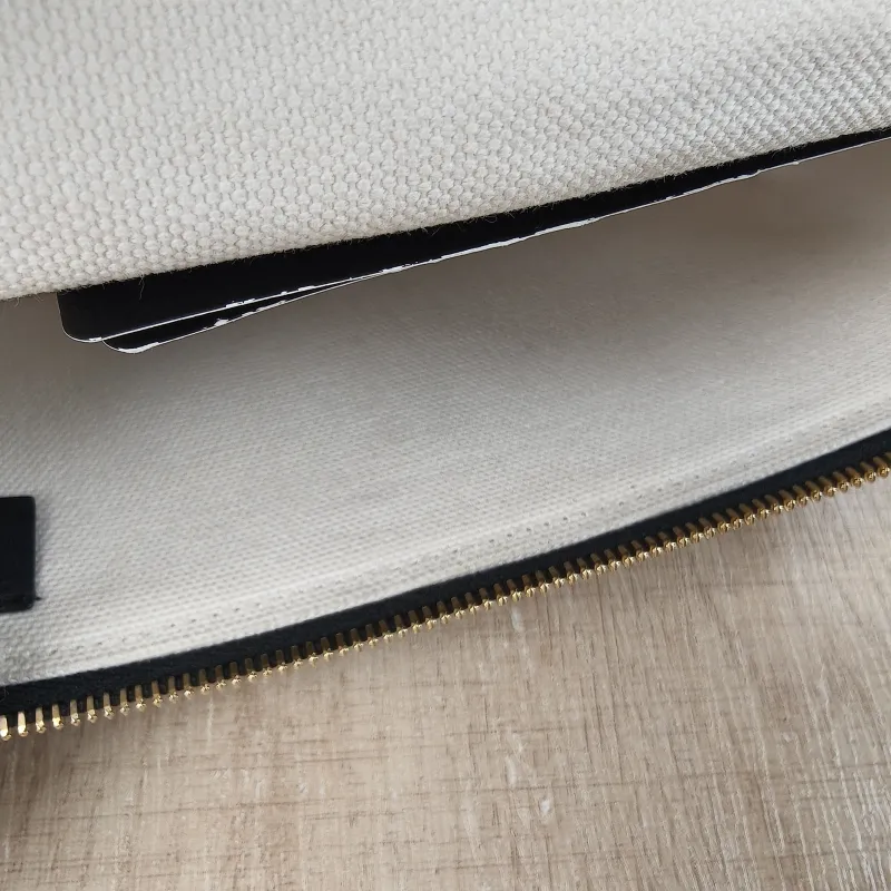 Chanel Crossbody Bag coco-beach Collection lp White Black One Size 19.5 × 5 × 17 cm — detail view 11 of 13