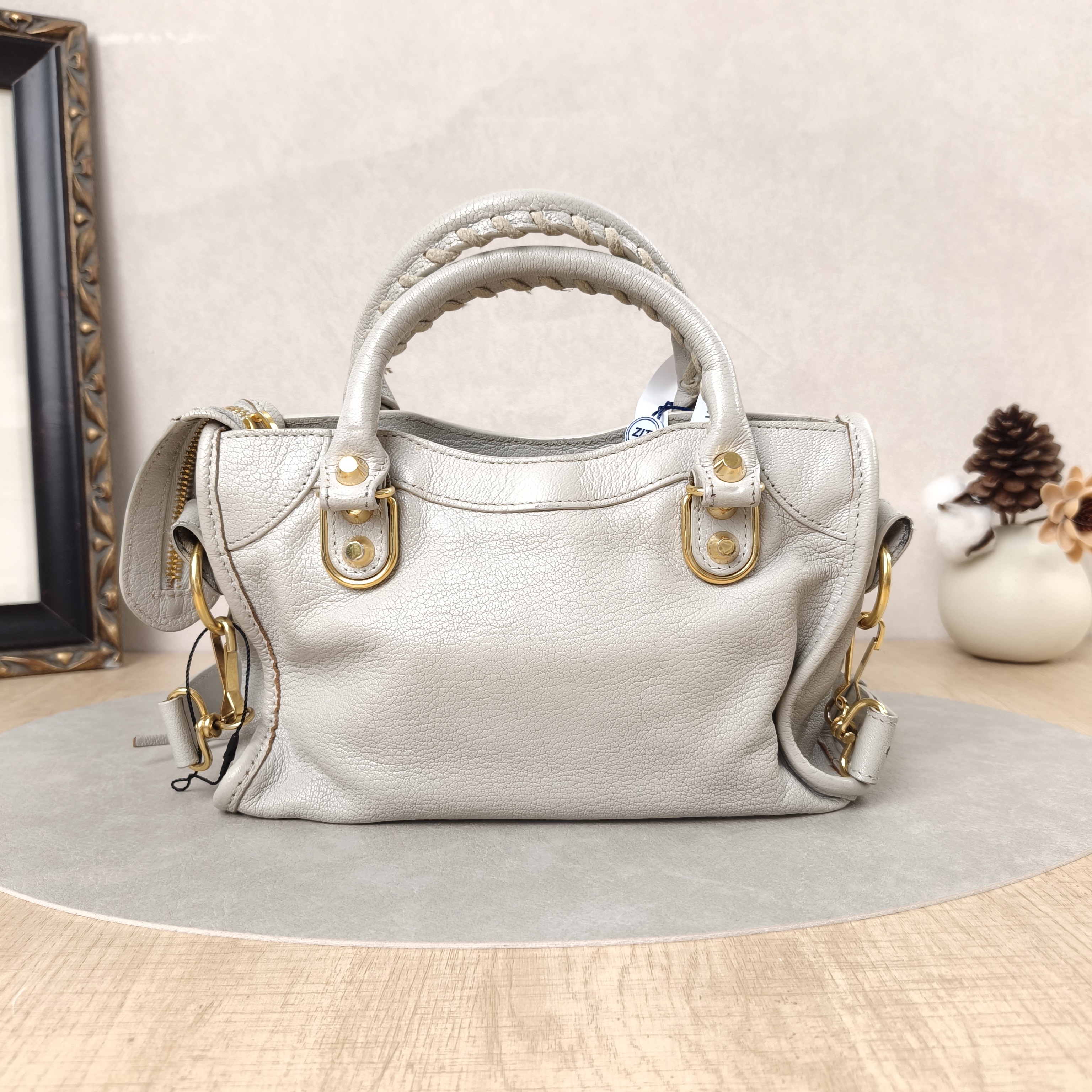 BALENCIAGA Shoulder Bag Grey Lambskinmini24 × 10 × 16 cm — cover view 2 of 5