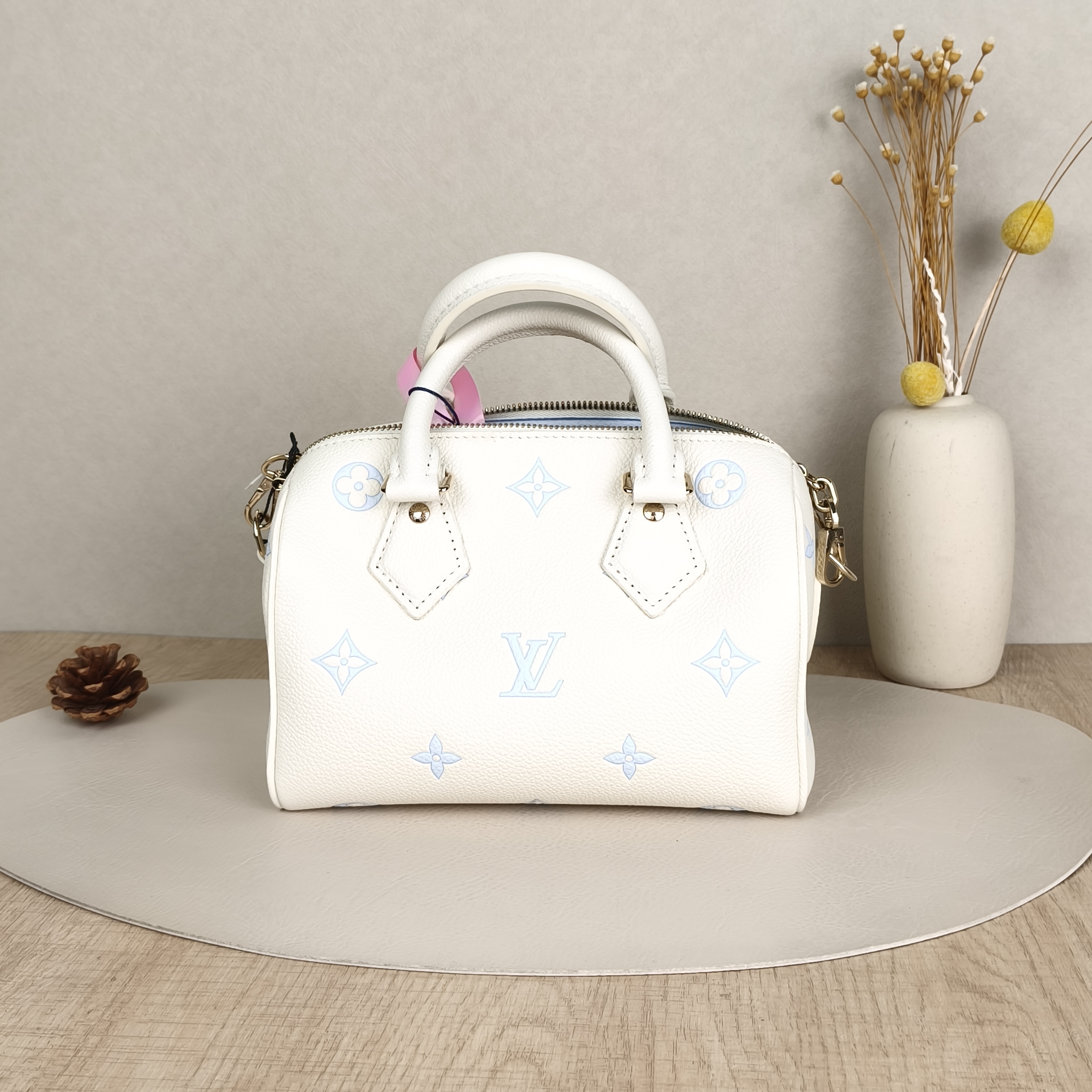 Louis Vuitton Crossbody Bag Speedy20 White · Blue Monogram Empreinte Embossed Calfskin Small20.5 × 12 × 13.5 cm