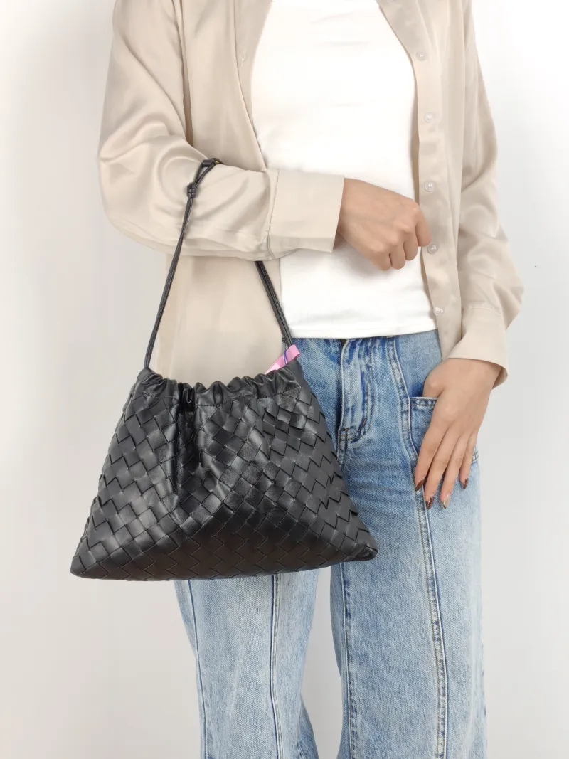 Bottega Veneta Shoulder Bag Dustbag Shoulder Bag Black Calfskin Medium 32 × 1 × 23 cm — on-model view 1 of 2