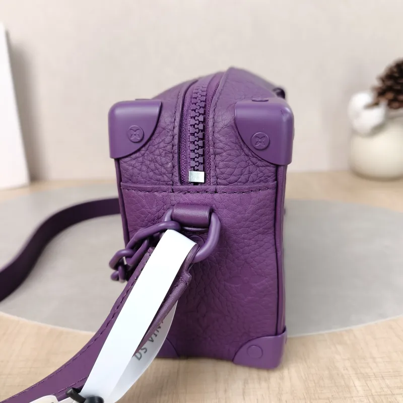 Louis Vuitton Crossbody Bag SOFT TRUNK Box Calfskinmini 18.5 × 8 × 13 cm — detail view 15 of 15