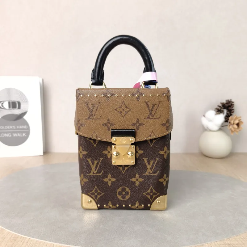 Louis Vuitton Crossbody Bag Camera Box Camera Bag Box Bag Monogram PVC One Size12.5 × 6 × 18 cm