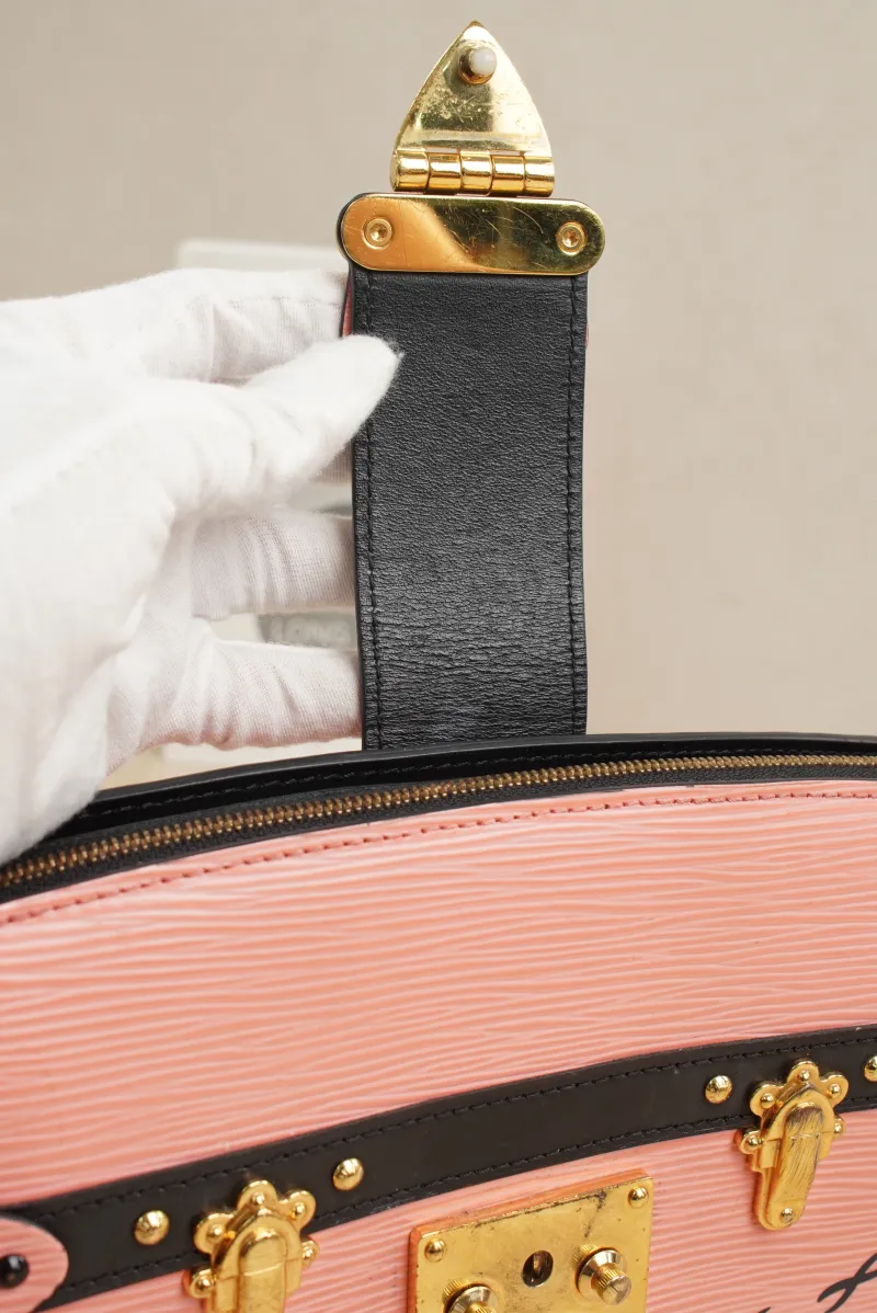Louis Vuitton Box Pink Embossed Calfskin · Shoulder Strap · 22.5 × 6 × 15 cm — detail view 11 of 17