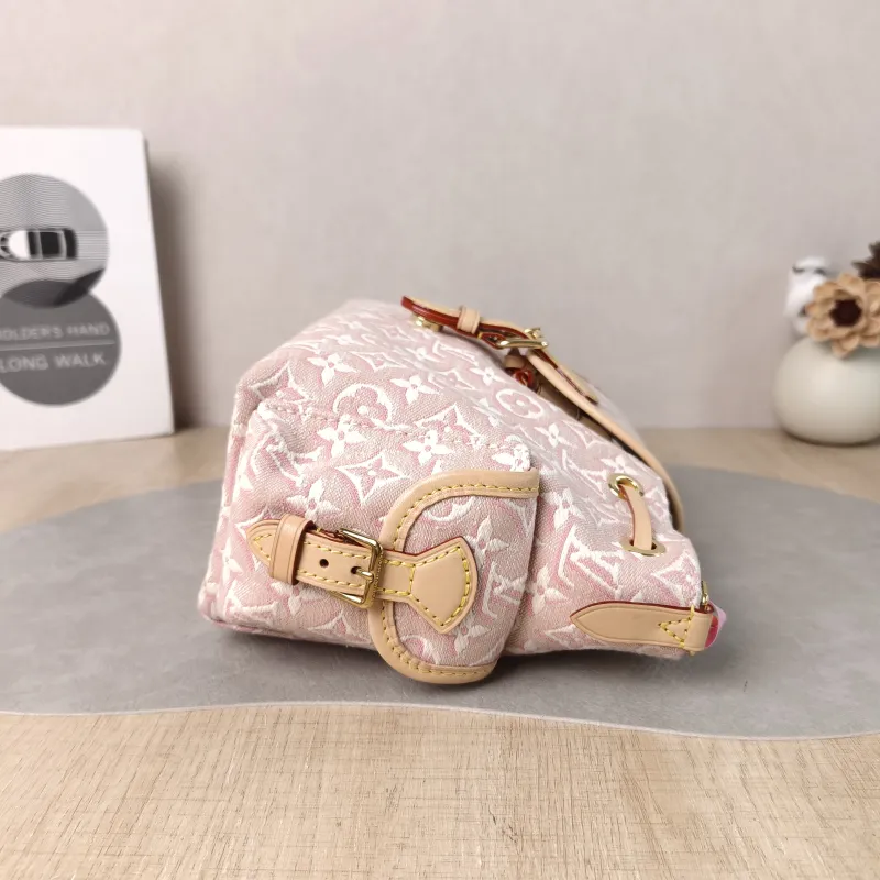 Louis Vuitton Shoulder Bag ODYSSÉE Pink Canvas Small 27 × 12 × 17 cm — detail view 10 of 11
