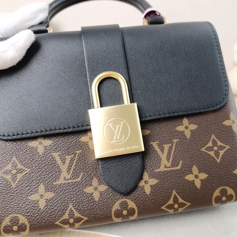 Louis Vuitton Crossbody Bag Locky BB Black PVC BB 20 × 7.5 × 16 cm — detail view 5 of 14