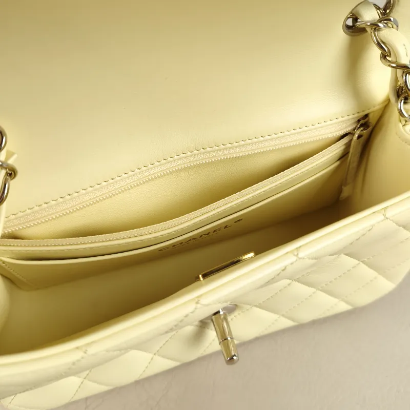 Chanel Crossbody Bag Classic Flap Large Mini CF Mini Yellow Lambskin mini 20 × 6 × 12 cm — detail view 9 of 13