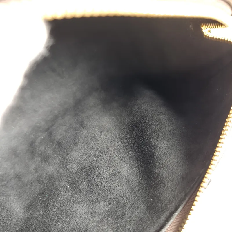 Louis Vuitton Crossbody Bag Speedy Trunk 20 Monogram PVC Small 20.5 × 11 × 13.5 cm — detail view 12 of 12