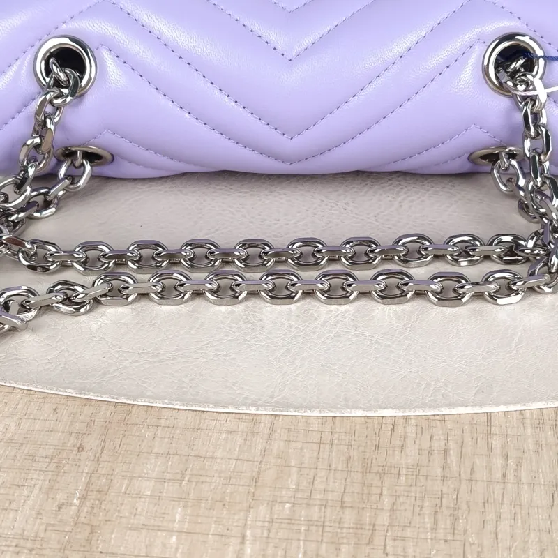 GUCCI Crossbody Bag GG Marmont Small Marmont 22 Lambskin Small 22 × 6 × 13 cm — detail view 10 of 12