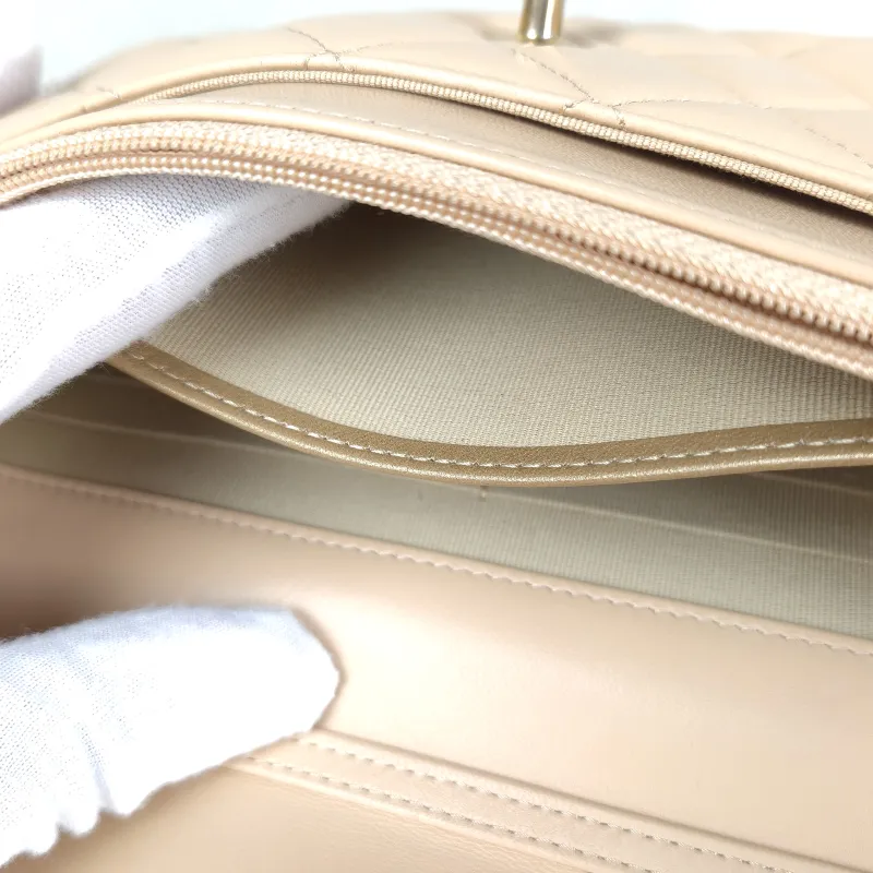 Chanel Crossbody Bag CF WOC Taupe Lambskin Mini 19.2 × 3.5 × 12.3 cm — detail view 3 of 14
