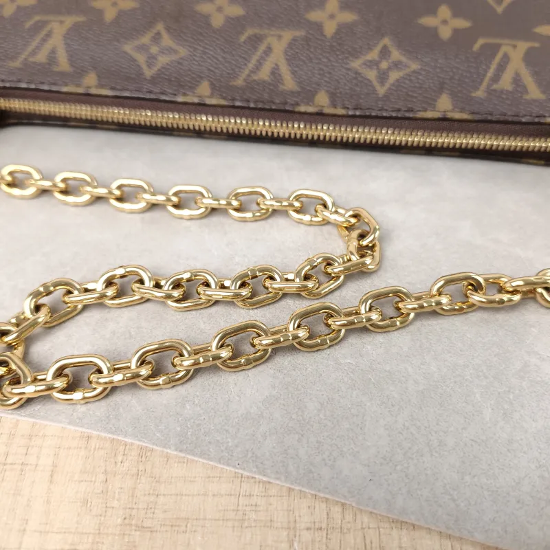 Louis Vuitton Shoulder Bag Pochette Accessoires Monogram PVC Large 23 × 4 × 13.5 cm — detail view 7 of 11