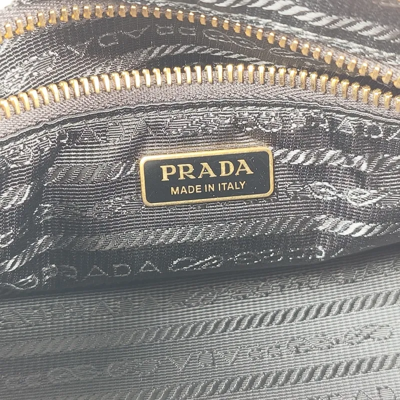 PRADA Crossbody Bag Bonnie Soft Lux Shoulder Strap Edition White Waxed Leather Calfskin Small 26 × 12 × 14 cm Conditioned — detail view 12 of 12