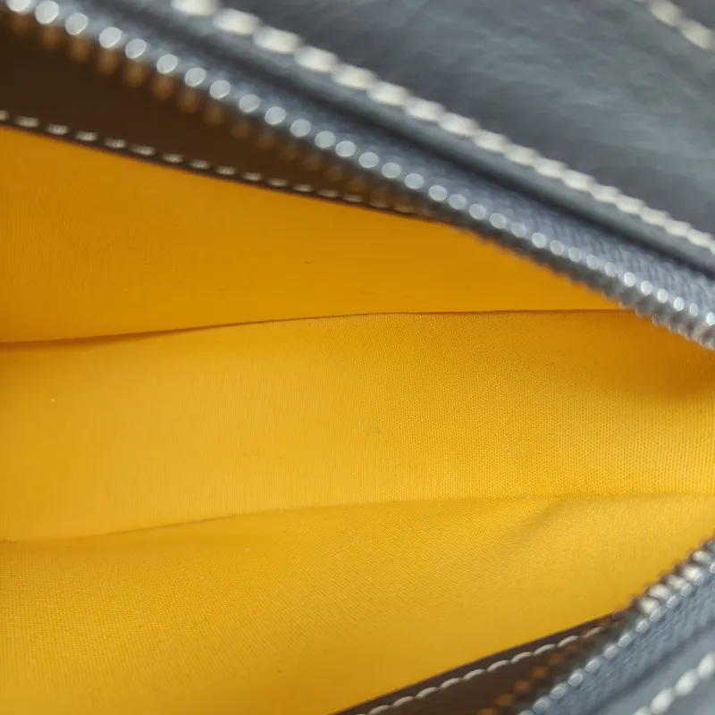 GOYARD Crossbody Bag Hirondelle Grey Canvas ine25 × 6 × 17 cm — detail view 7 of 12