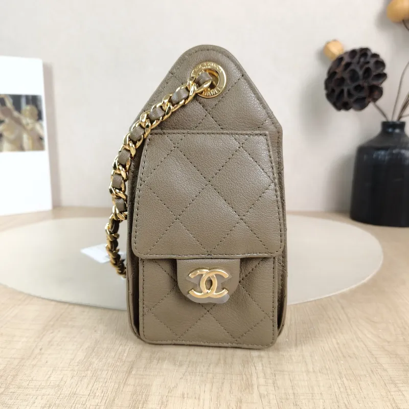Chanel Crossbody Bag 25Bag Brown Calfskin Mini 22 × 12.5 × 20 cm — detail view 4 of 12
