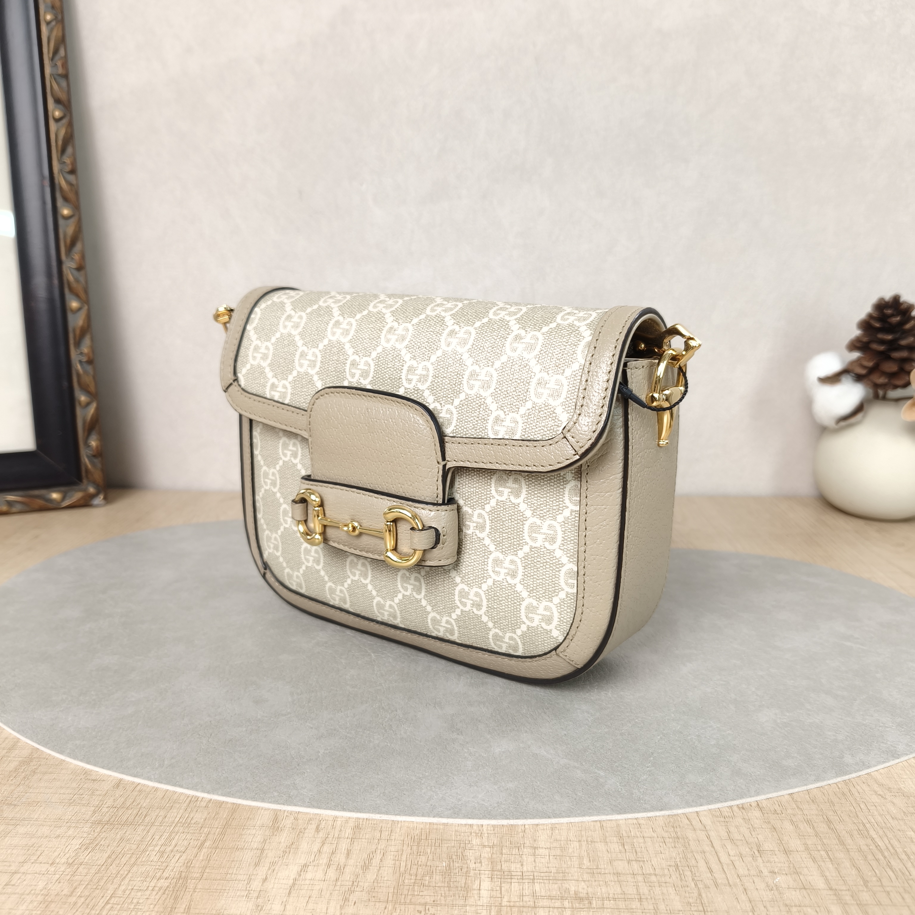 GUCCI Crossbody Bag Horsebit 1955 Horsebit Small White Monogram PVC Small20.5 × 5 × 14.5 cm — cover view 2 of 6