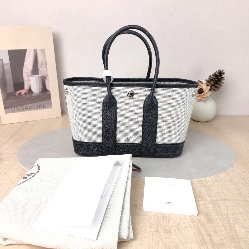 Hermès Top Handle Bag Neo Garden 23 Mini Black · Beige Canvas · Negonda Calfskin Mini 23 × 10 × 16 cm G — cover view 3 of 6