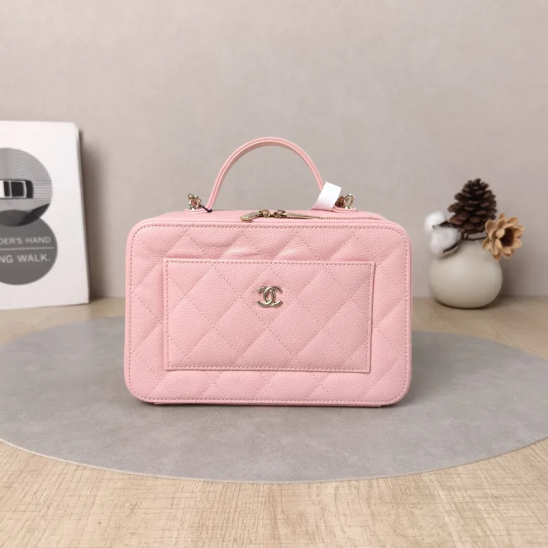 Chanel Crossbody Bag25b Pink Calfskinmini19.5 × 8.5 × 12 cm