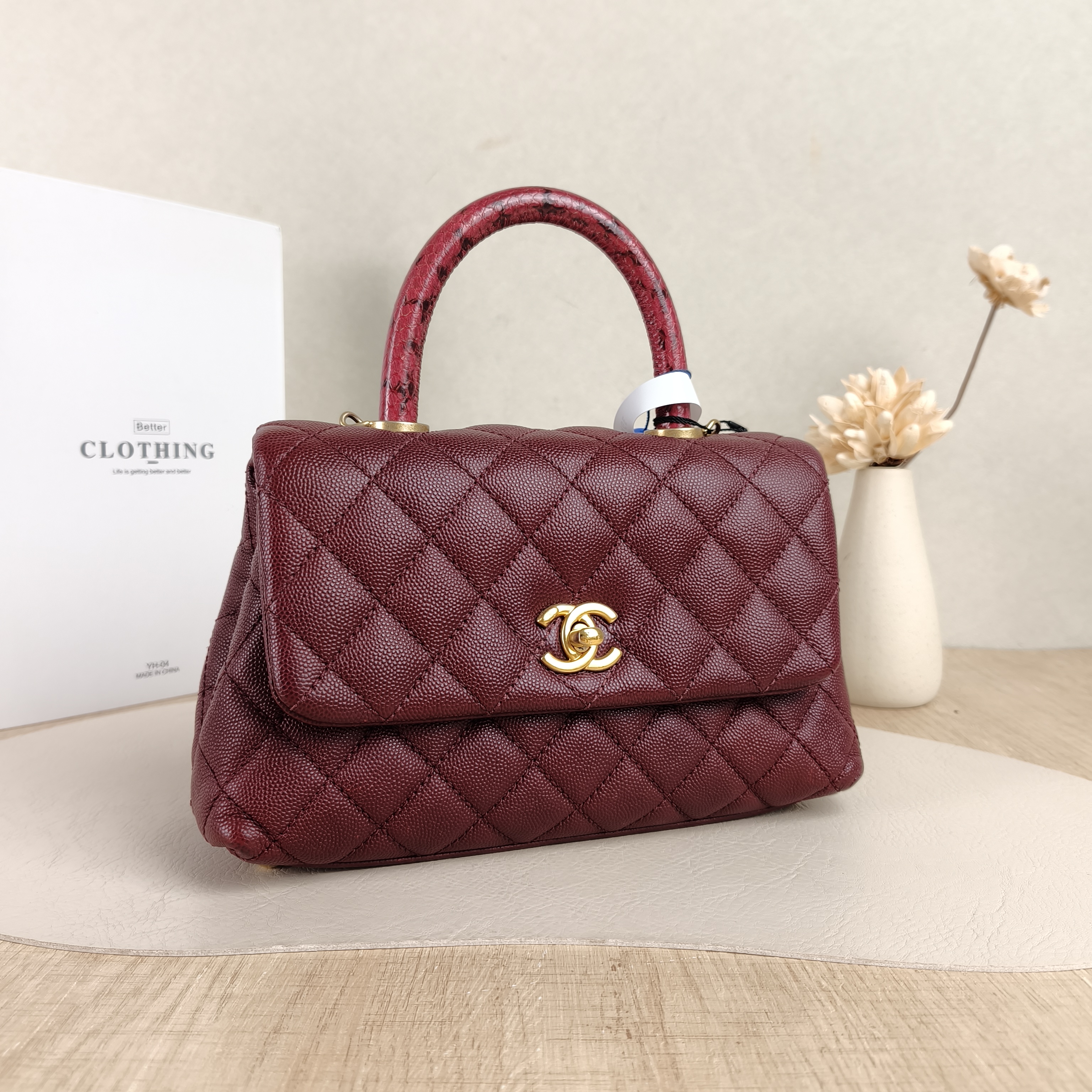 Chanel Crossbody Bag Coco HandleBurgundy Calfskin Small24 × 10 × 14 cm — cover view 2 of 5