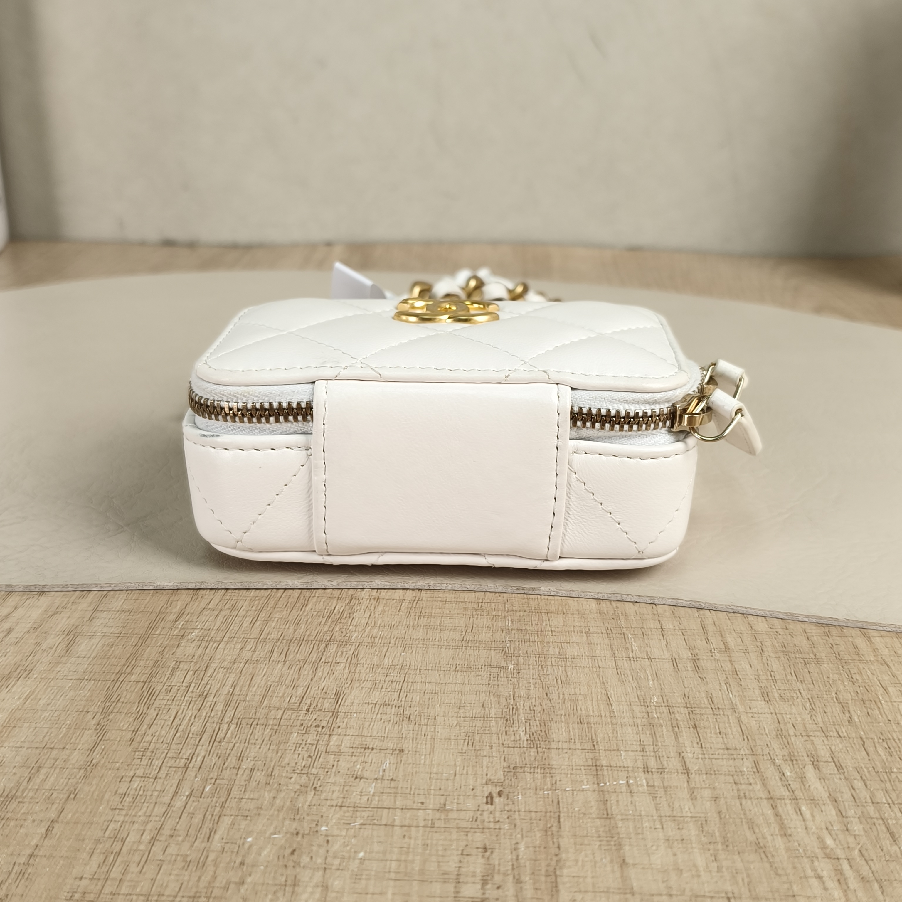 Chanel Crossbody Bag Camera Bag Box Crossbody Bag White Lambskin One Size11 × 4 × 7 cm — cover view 5 of 5