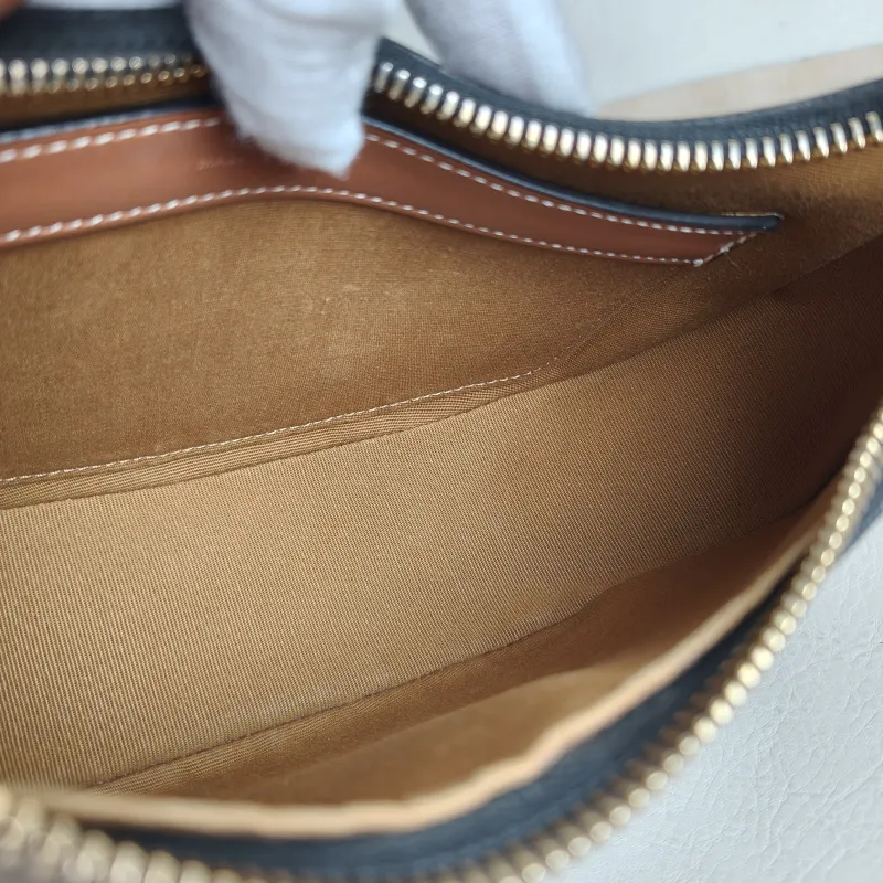 CELINE Shoulder Bag AVA Monogram PVC Medium23 × 7 × 19 cm — detail view 5 of 9