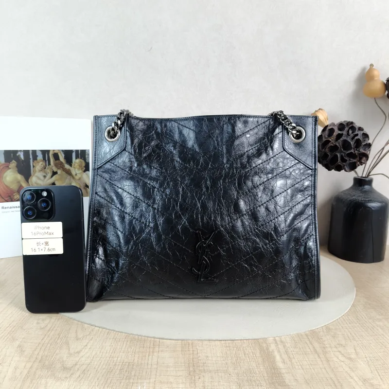 SAINT LAURENT Shoulder Bag NIKI SHOPPING Shopping Tote Black Calfskin Medium33 × 11.5 × 27 cm — cover view 2 of 6