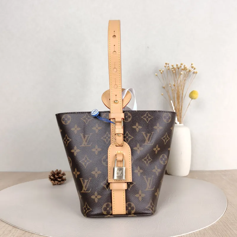 Louis Vuitton Top Handle Bag ALL IN BB Monogram PVCBB16 × 12 × 18 cm