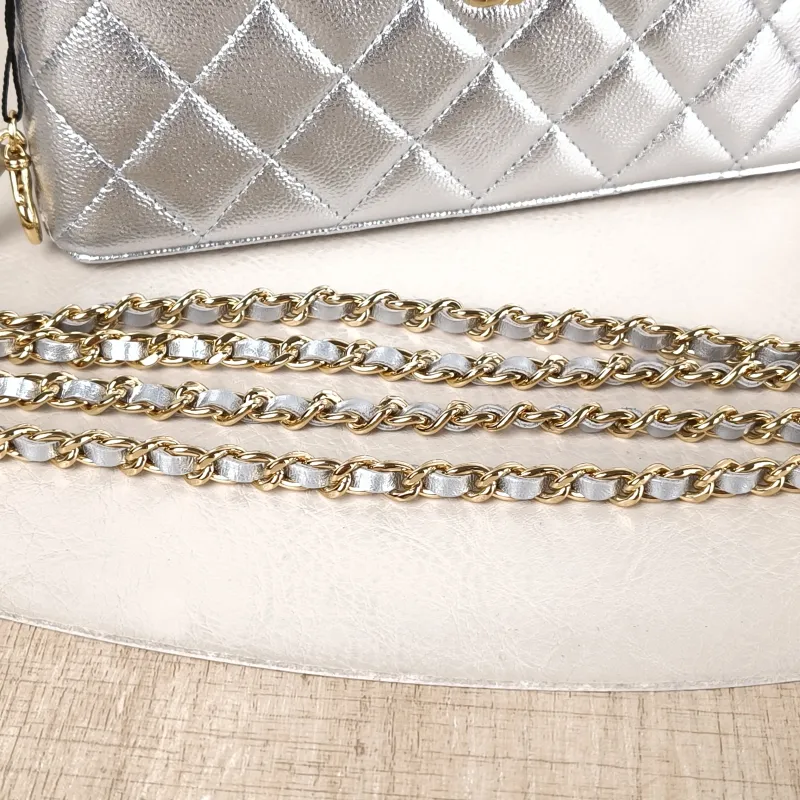 Chanel Crossbody Bag lp Box Bag Top Handle Crossbody Bag Silver Grained Calfskin 19.5 × 5 × 17 cm — detail view 13 of 13