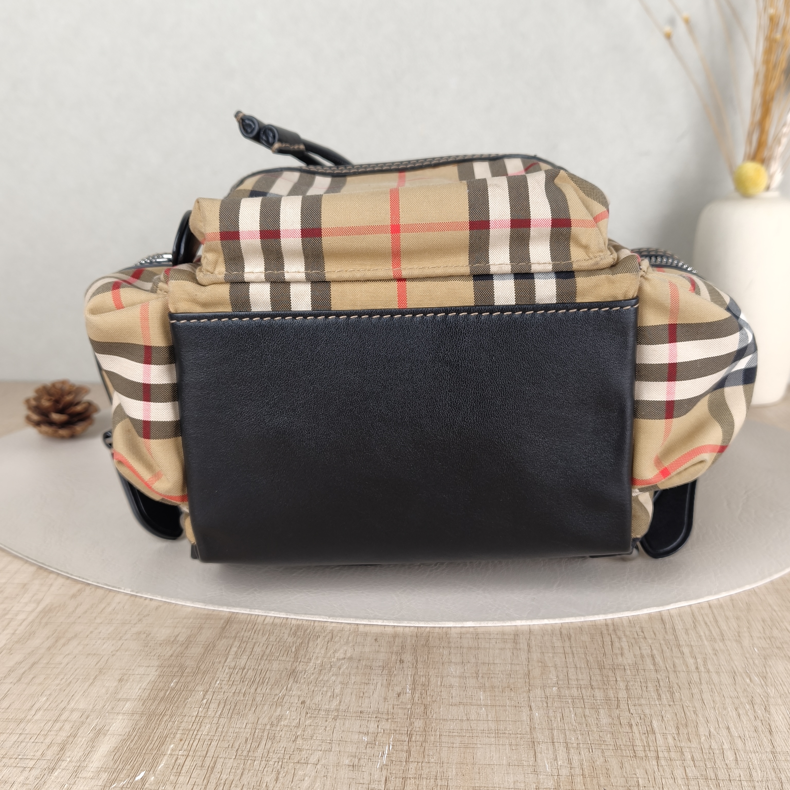 BURBERRY Backpack Backpack Colorblock Canvas One Size17 × 11 × 25 cm — cover view 4 of 5