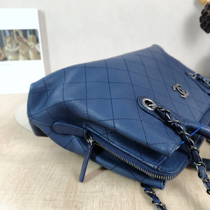 Chanel Top Handle Bag Shoulder Bag Blue Grained Calfskin One Size 33 × 9 × 22 cm 21 — detail view 7 of 13