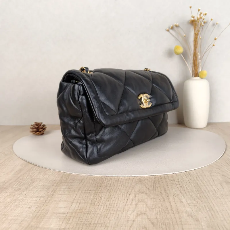 Chanel Crossbody Bag C Black Lambskin Small 28 × 9.5 × 17 cm — cover view 2 of 6