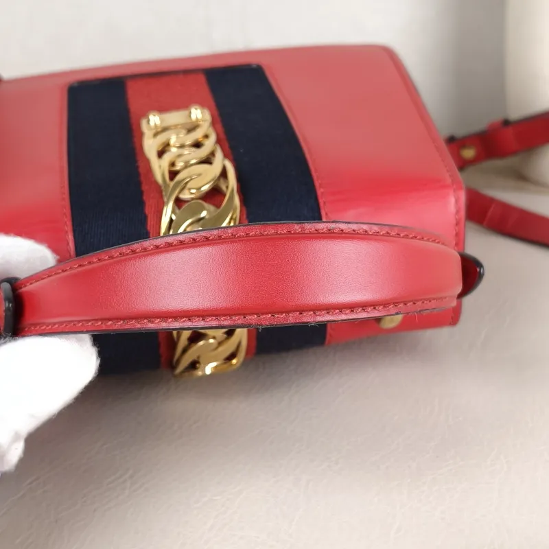 GUCCI Crossbody Bag Sylvie Edition Red Calfskin Mini 20 × 8 × 14 cm — detail view 9 of 12