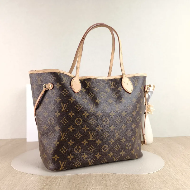 Louis Vuitton Shoulder Bag Neverfull Monogram PVC Medium 31 × 14 × 28 cm — cover view 4 of 4