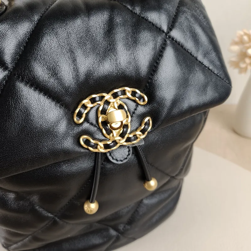 Chanel Backpack19Bag Backpack Black Lambskinmini22 × 16 × 26 cm — detail view 7 of 12
