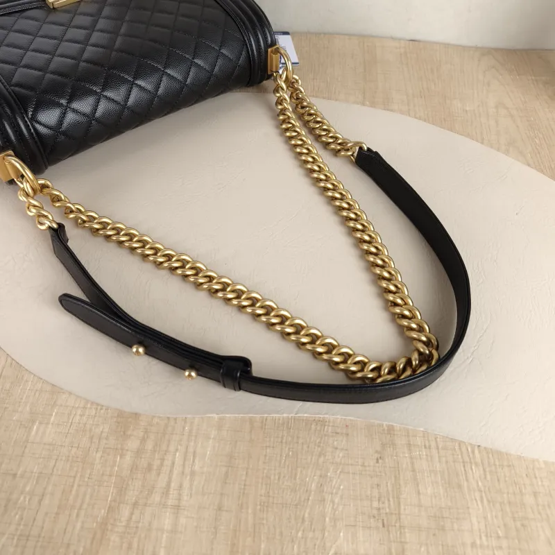 Chanel Crossbody Bag Le Boy​ Black Grained Calfskin Medium 25 × 9 × 15 cm 26 — detail view 10 of 12