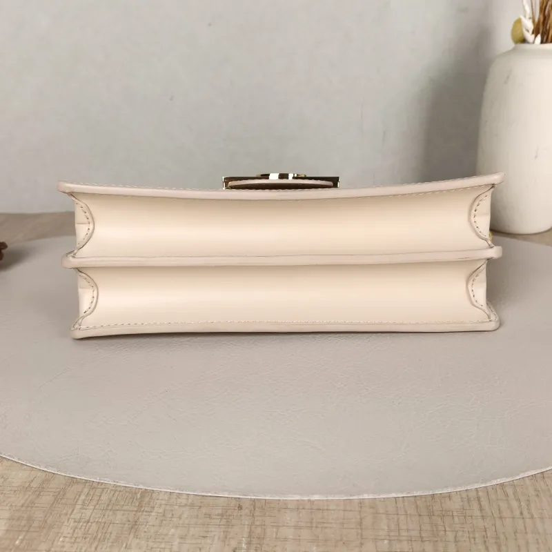 Louis Vuitton Shoulder Bag DAUPHINE EAST WEST Beige Embroidered Calfskin Medium24.5 × 9 × 13.5 cm — cover view 2 of 6