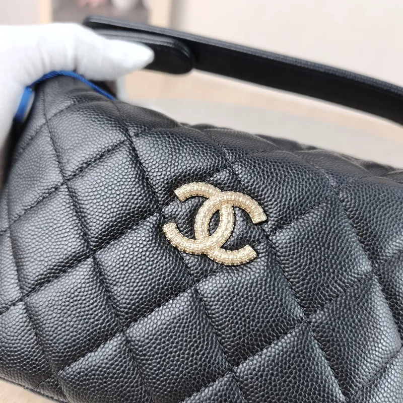 Chanel Crossbody Bag Crossbody Bag Black Grained Calfskin One Size 16 × 6.5 × 12.5 cm — detail view 5 of 13