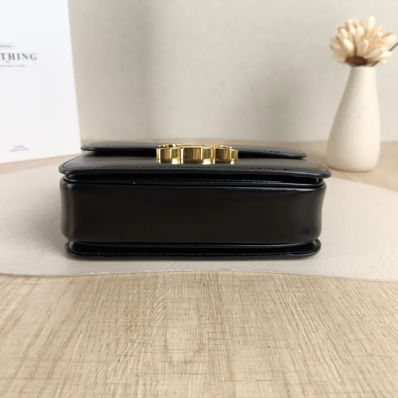 CELINE Crossbody Bag Teen Triomphe Black CC alfskin Small18.5 × 6 × 14 cm — cover view 2 of 5