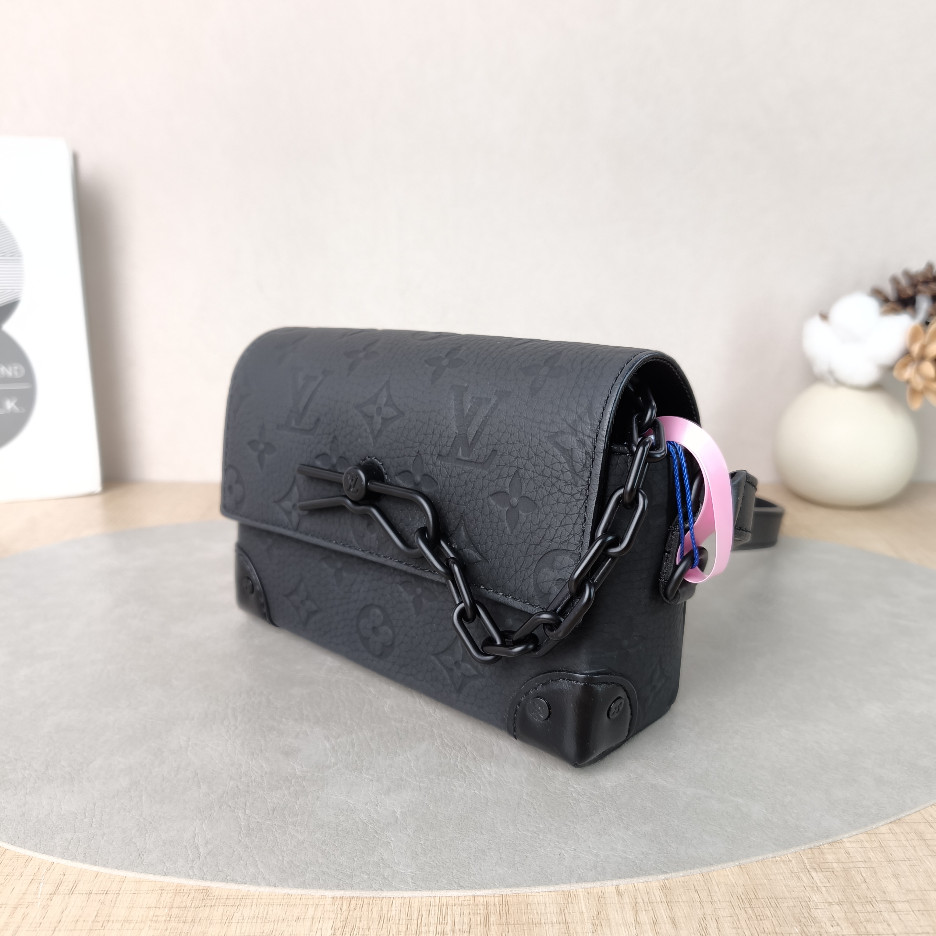 Louis Vuitton Crossbody Bag Steamer Box Black Calfskinmini18 × 6.5 × 11 cm — cover view 3 of 5