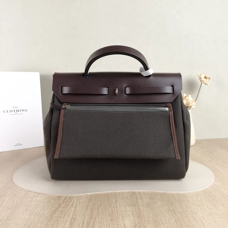 Hermès Crossbody Bag Herbag 31 Colorblock Canvas · Calfskin Medium 30.5 × 11 × 25.5 cm w — cover view 4 of 5