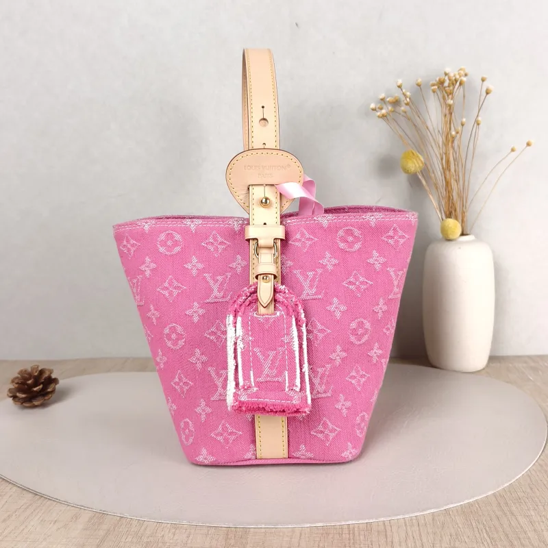 Louis Vuitton Top Handle Bag ALL IN BB Red BB 16 × 12 × 18 cm