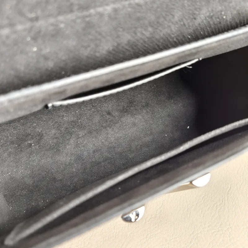 Louis Vuitton Crossbody Bag Twist Black Epi Embossed Calfskin Medium 23 × 9.5 × 17 cm — detail view 6 of 12