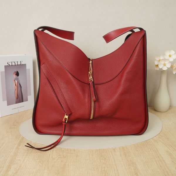 LOEWE Missing Shoulder Strap Burgundy Calfskin · 35 × 17 × 31 cm