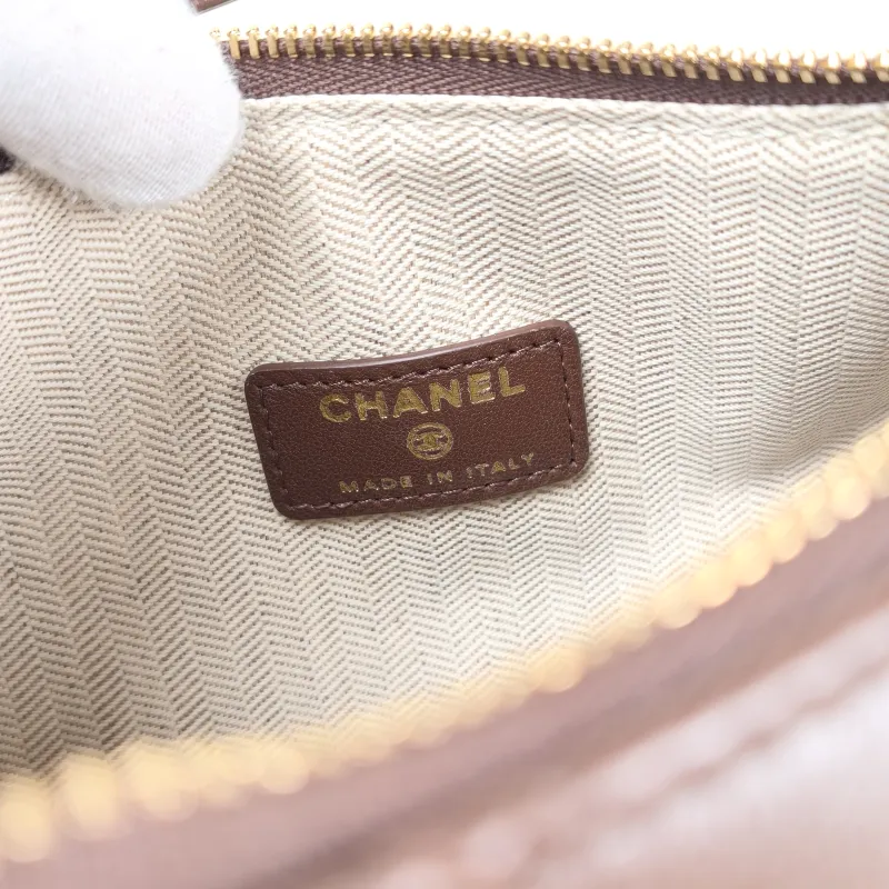 Chanel Shoulder Bag hobo Lambskin One Size 23.5 × 6 × 15 cm — detail view 7 of 13