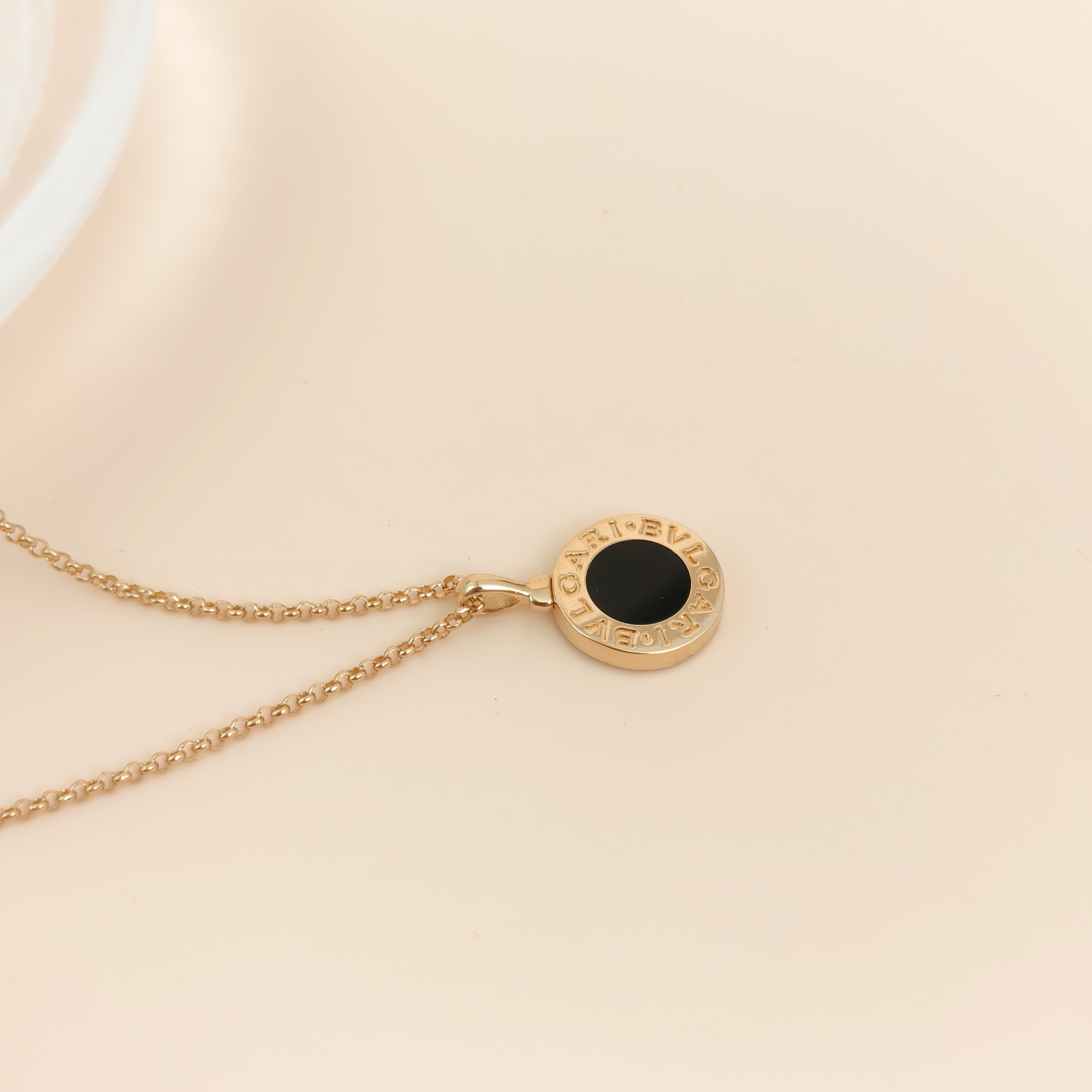 Bvlgari Necklace Collection Yellow Gold Yellow Gold 18KY ellow Gold One Size44cm — cover view 4 of 9