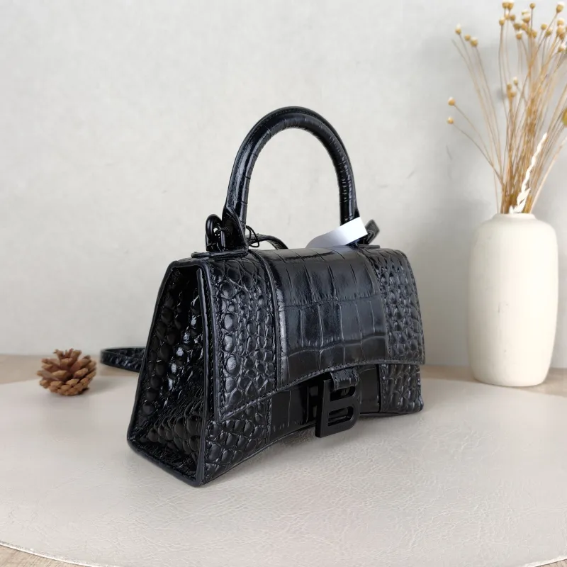 BALENCIAGA Crossbody Bag Hourglass Hourglass Bag Black Calfskinmini19 × 5 × 12 cm — cover view 2 of 5