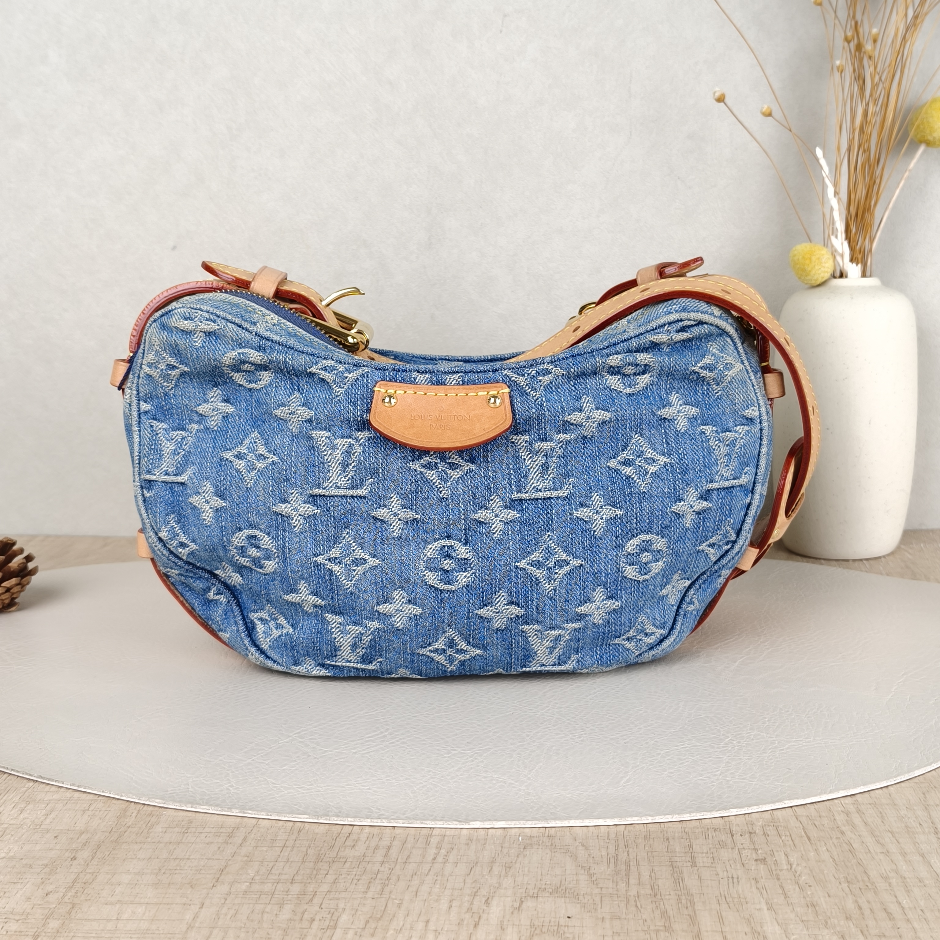 Louis Vuitton Shoulder Bag Croissant Blue Medium25 × 5 × 15 cm